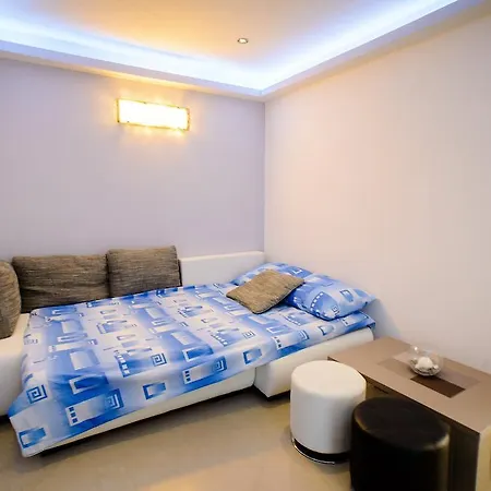 Apartman Lara