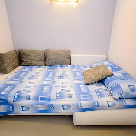 Apartman Lara